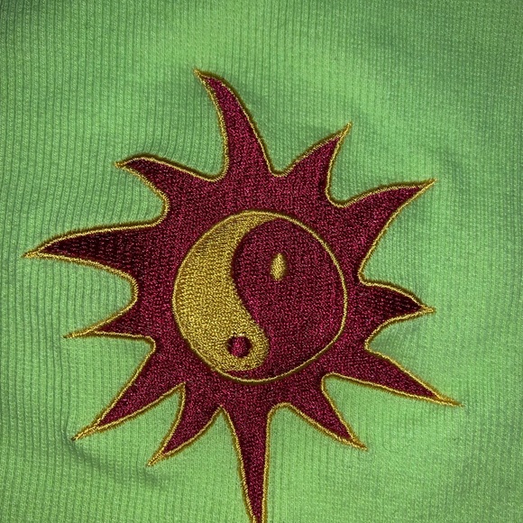 Neon green cropped t shirt - Picture 2 of 3